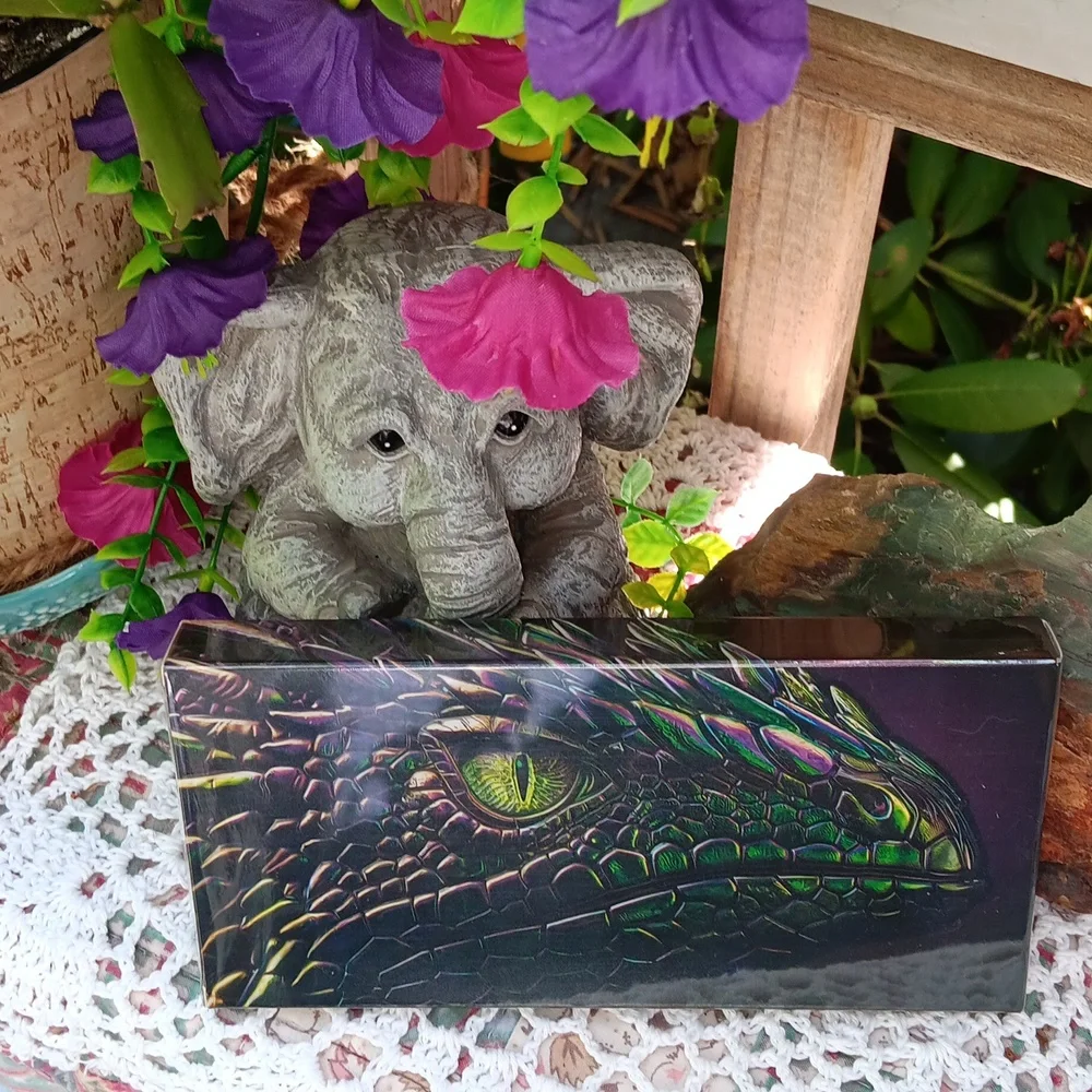 🆕️LIMITED EDITION KOMODO DRAGON 12 COLOR HIGHLY PIGMENTED EYESHADOW PALETTE